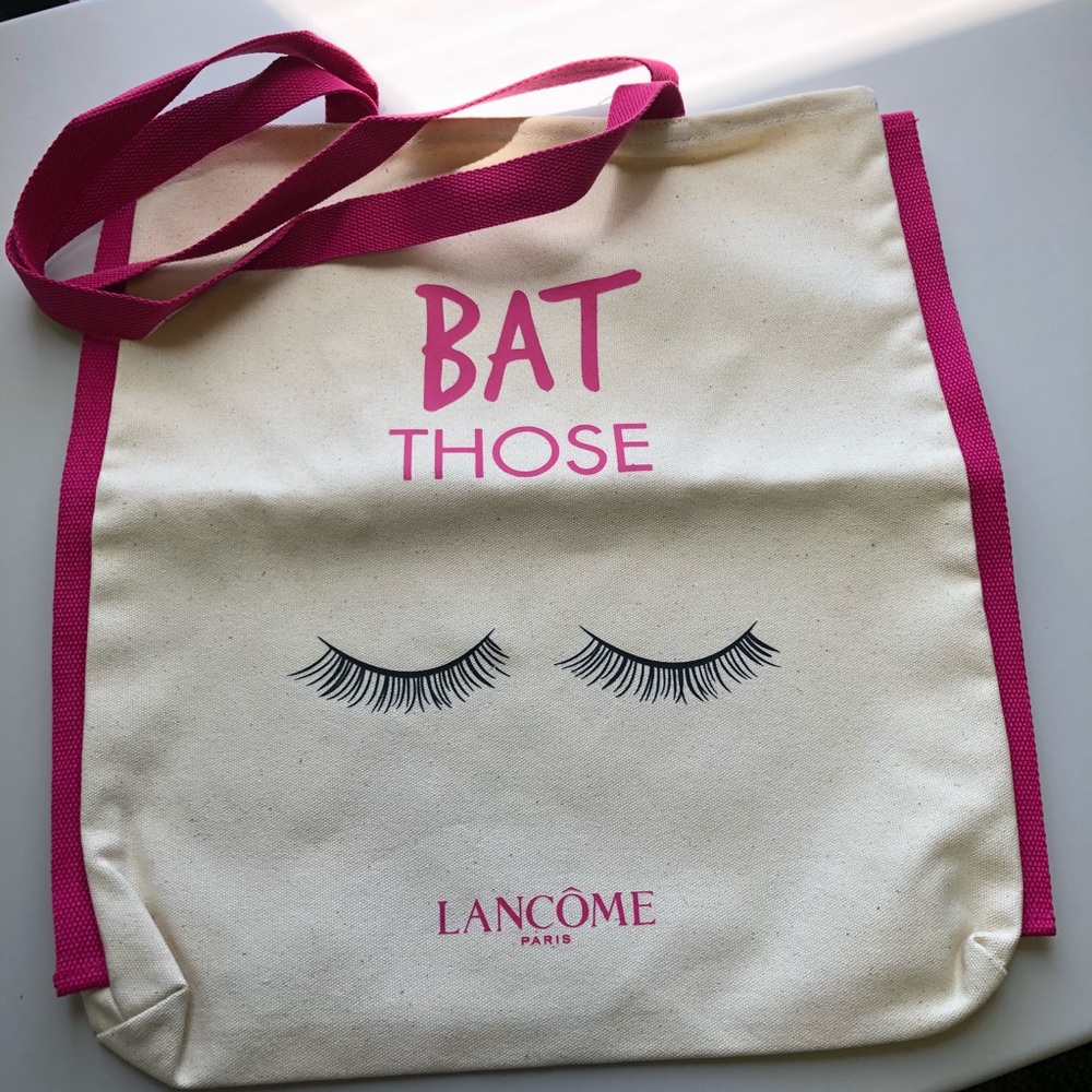 “BAT THOSE EYELASH” Canvas Bag (LANCOME) NWT